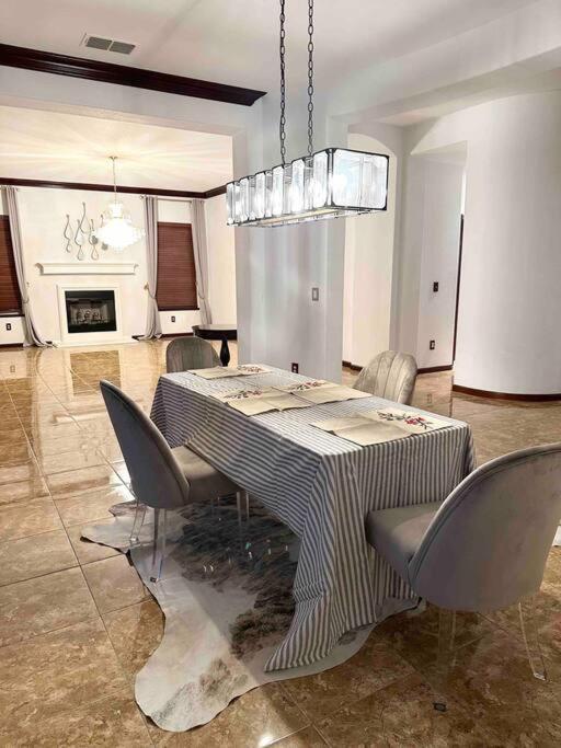Luxury Mansion House Vila Elk Grove Exterior foto
