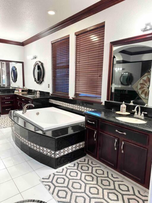 Luxury Mansion House Vila Elk Grove Exterior foto
